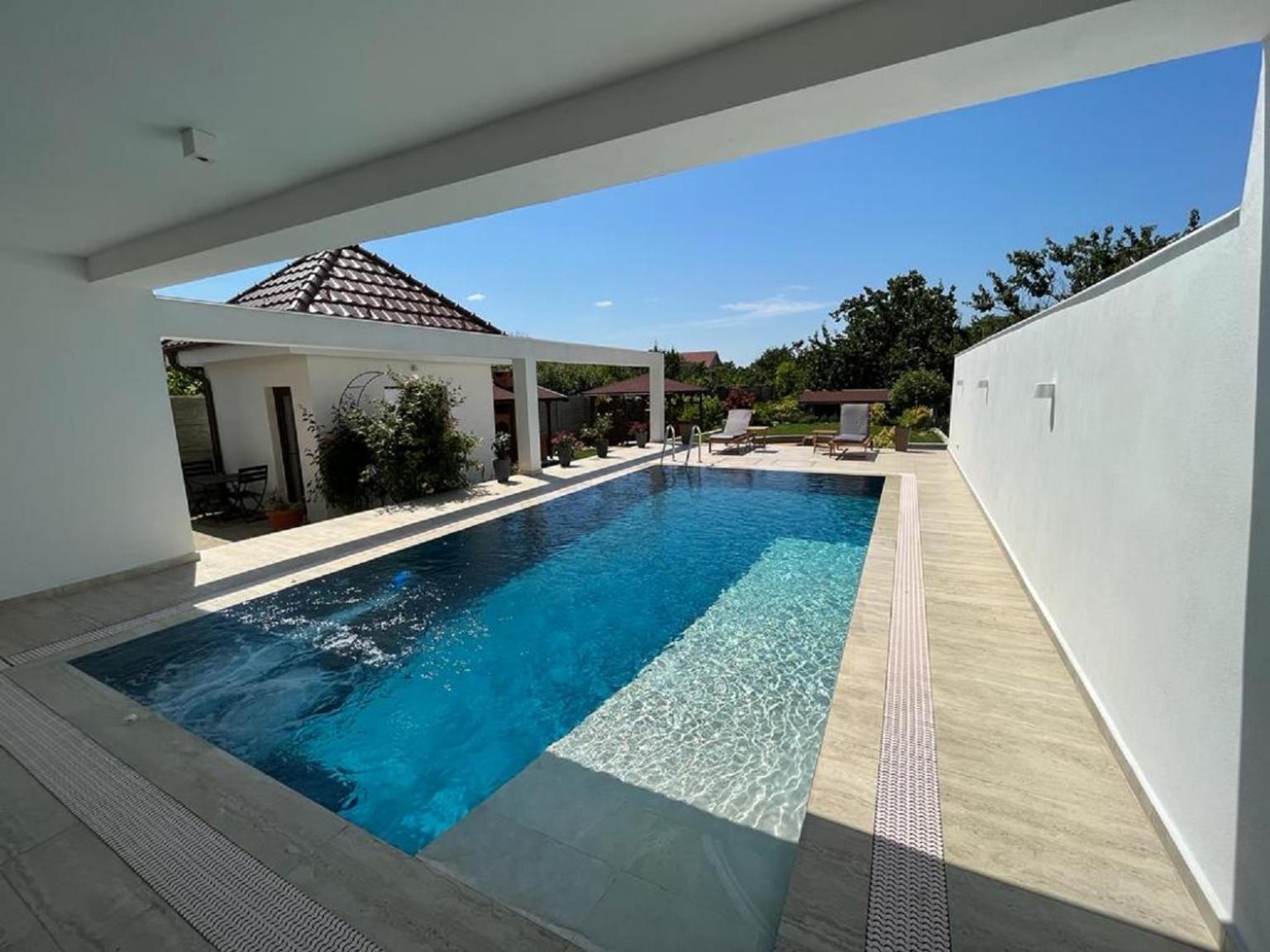 Bed and Breakfast Trend Arad Exterior foto